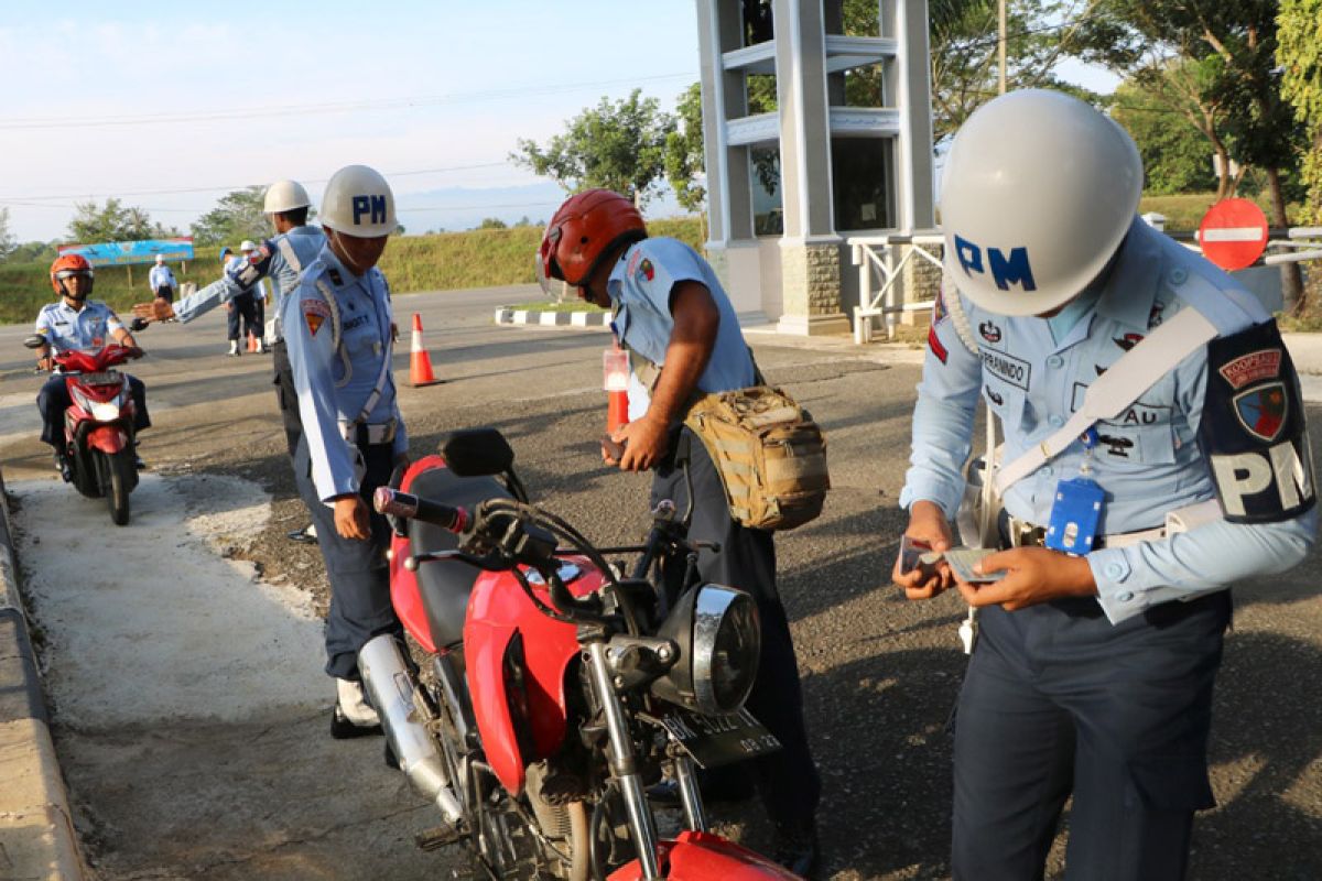 Polisi Militer Lanud SIM gelar operasi Waspada Wira Elang