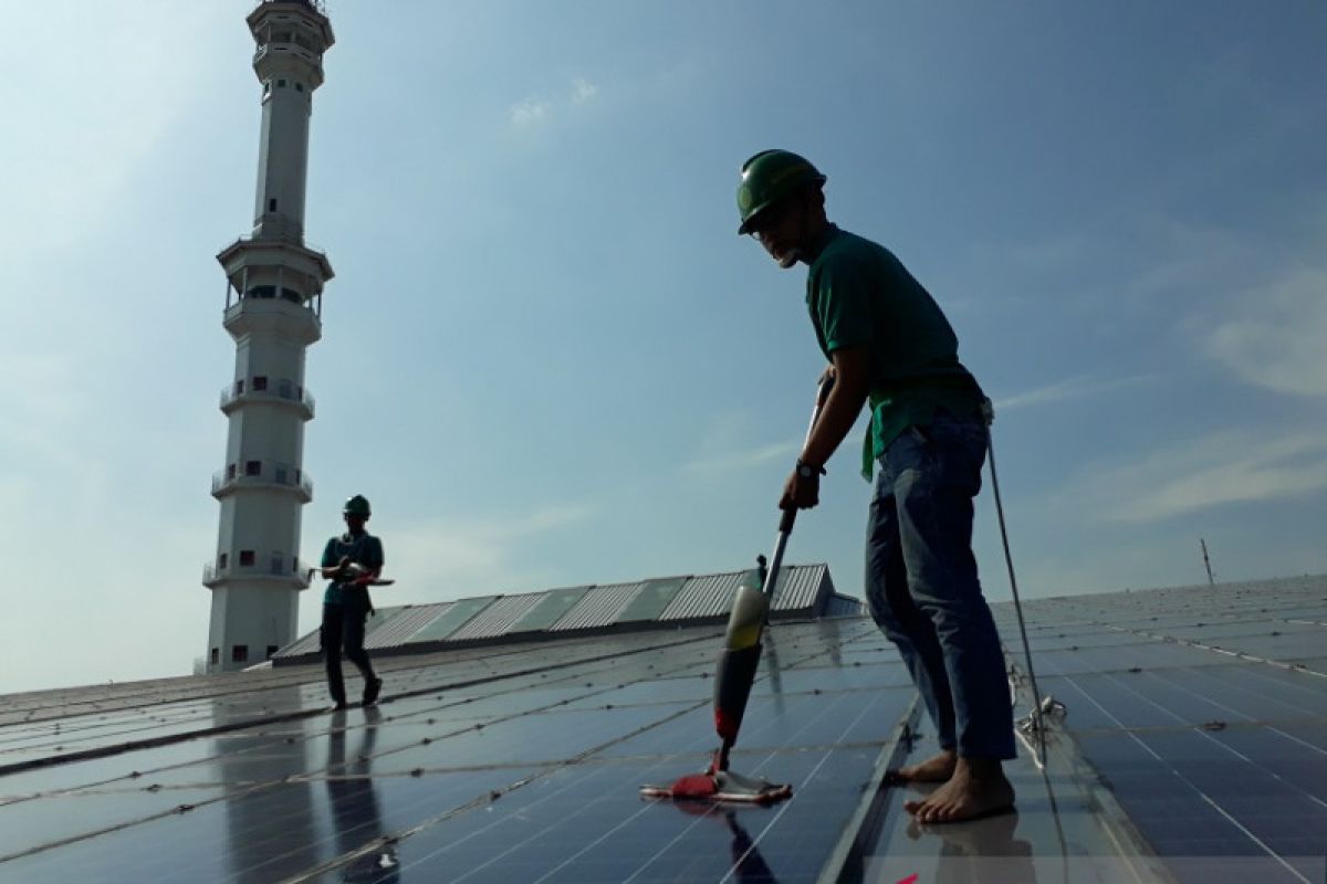 Pesantren Wali Barokah Kediri gunakan solar sell untuk kebutuhan listrik