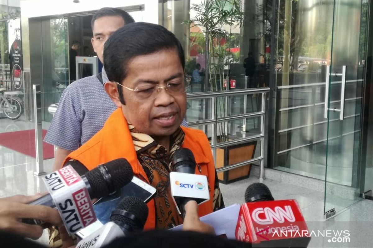 Idrus Marham diperiksa KPK untuk Sofyan Basir dan Samin Tan