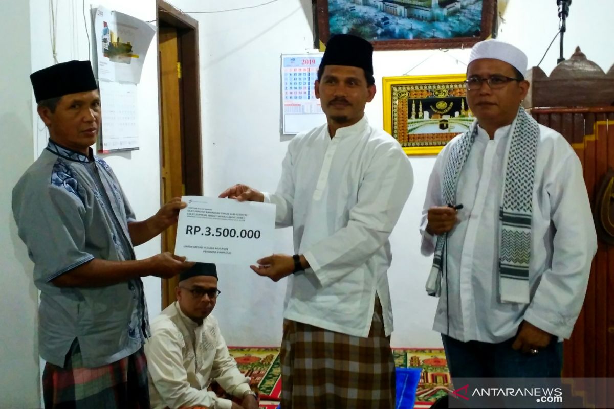 Silaturahim dengan masyarakat, Supreme Energy kunjungi 12 masjid