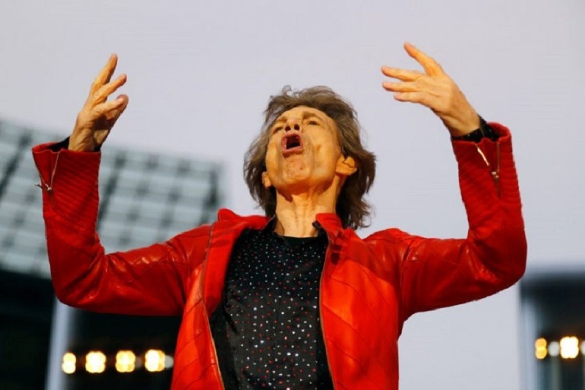 Mick Jagger unggah video menari usai jalani operasi