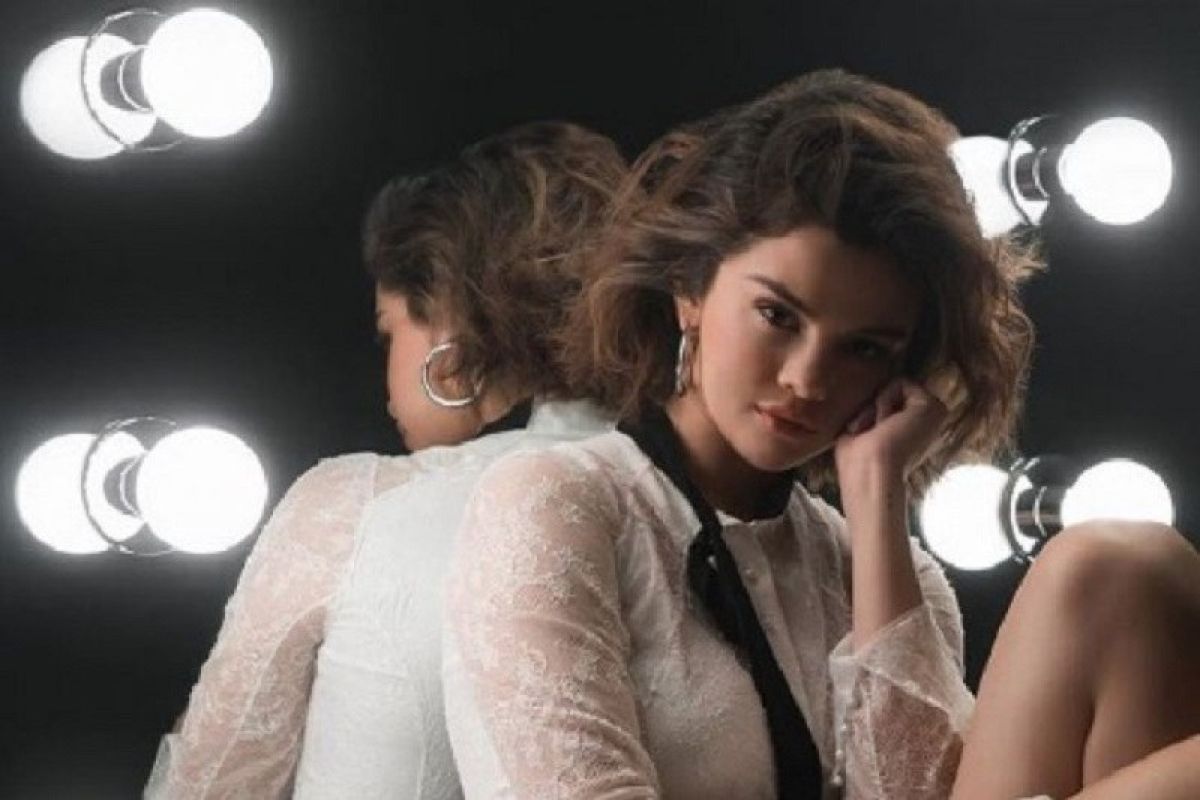 Selena Gomez keluhkan bahaya media sosial dan efeknya pada generasi muda