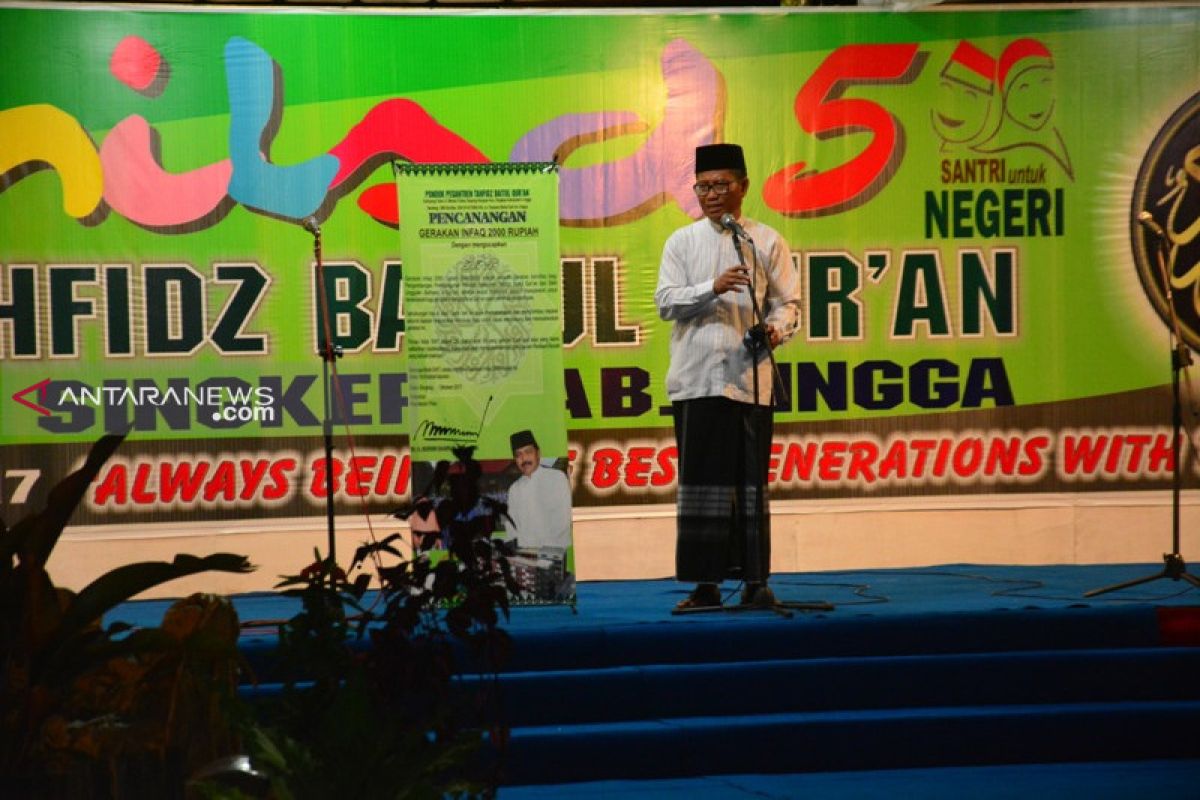 Pendapat pendiri Pesantren Baitul Quran di hari buku