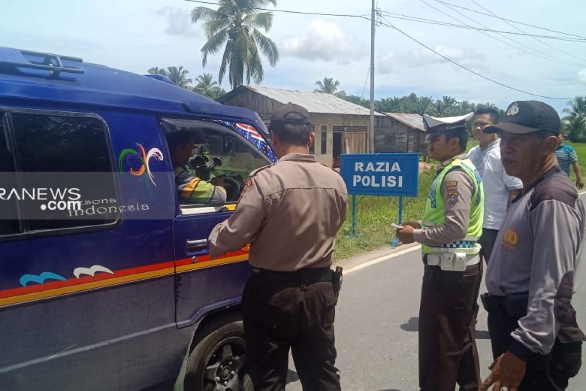 Polres Tapteng gelar razia pascakaburnya tahanan Lapas Narkotika Langkat