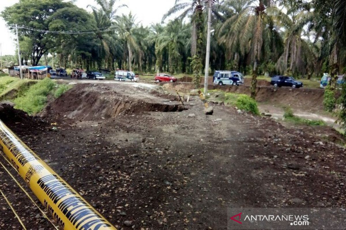 Jalur Tanah Jawa Simalungun rawan macet dan kecelakaan