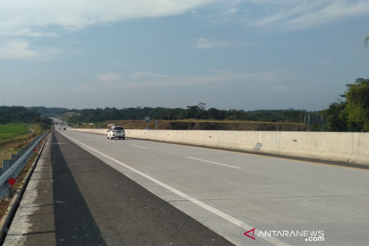 Waspadai jalur naik turun ruas tol Semarang-Salatiga