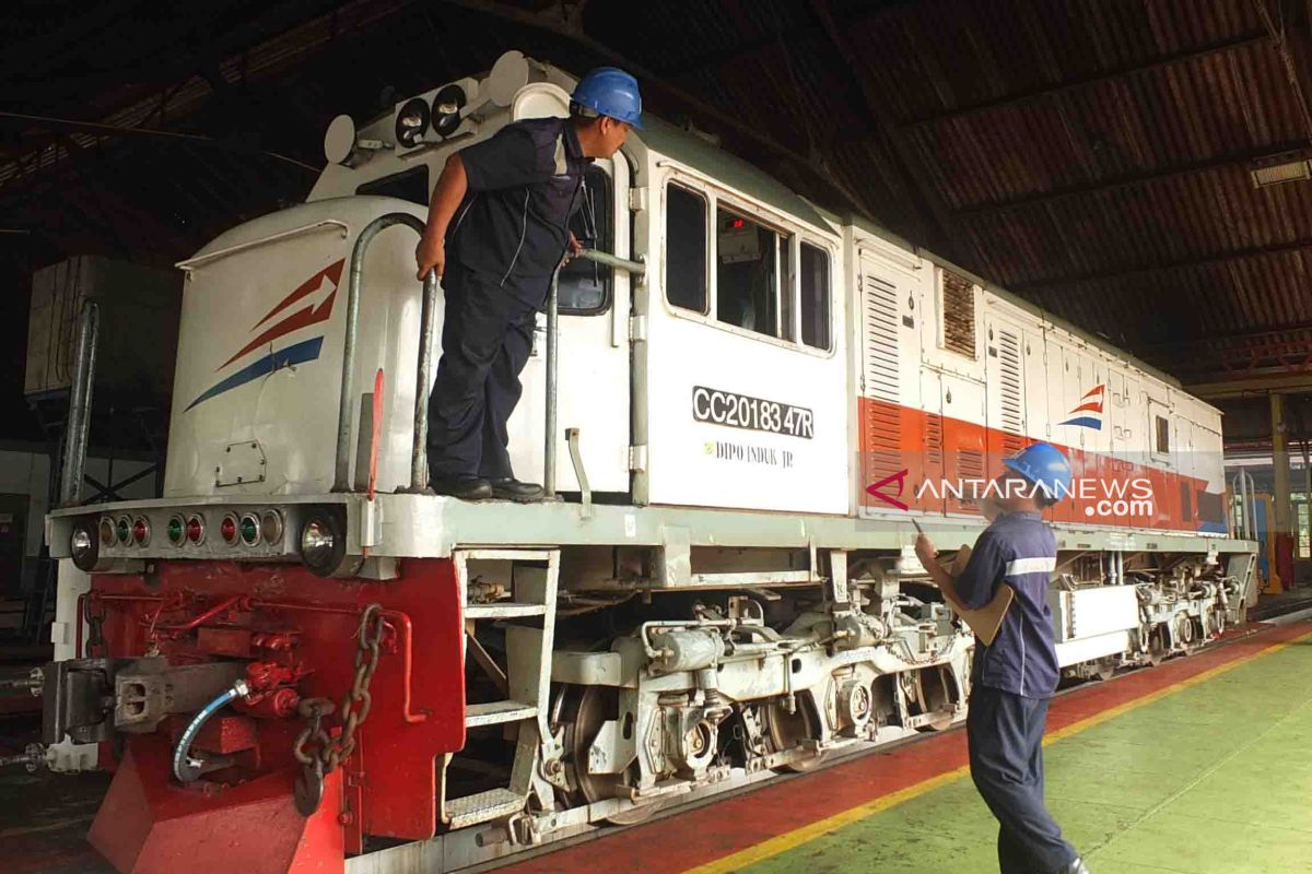 KAI Daop Jember optimalkan perawatan lokomotif jelang angkutan Lebaran