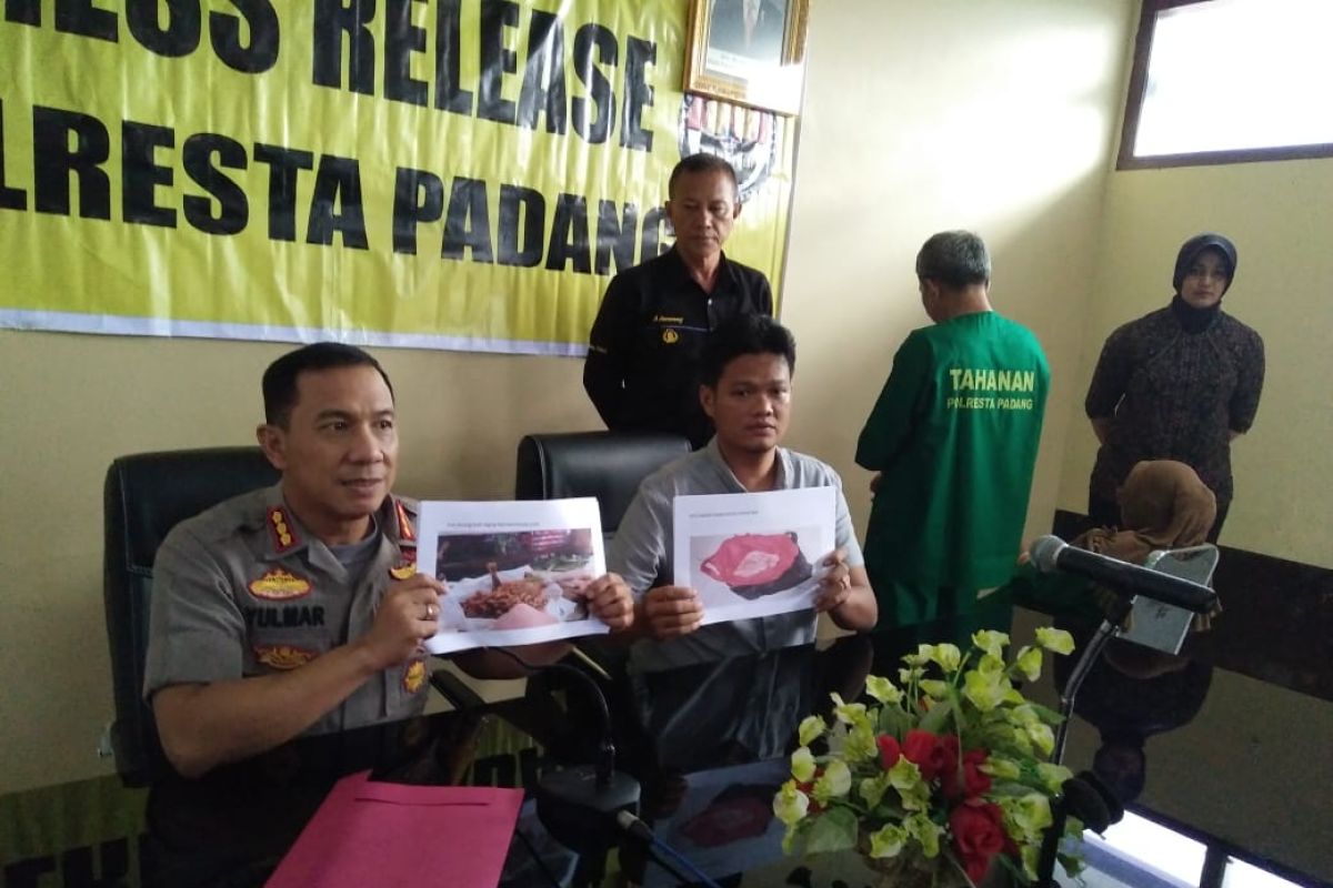 Buron sebulan, Polresta Padang ciduk penjual sate daging babi di Bekasi