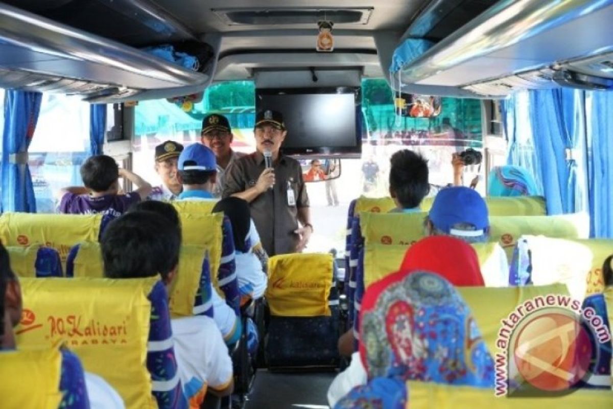 Dishub Kabupaten Madiun sediakan delapan bus balik gratis ke Surabaya