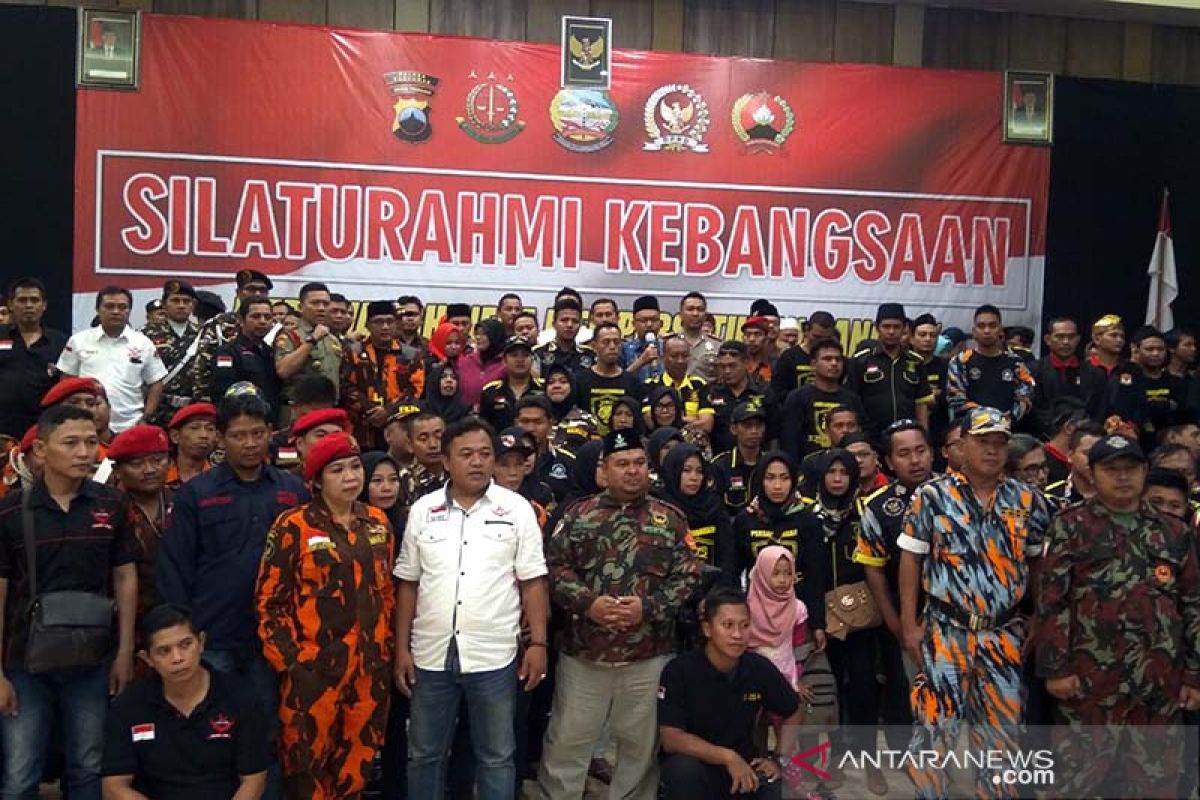 Berbagai organisasi di Banyumas sepakat tolak "people power"