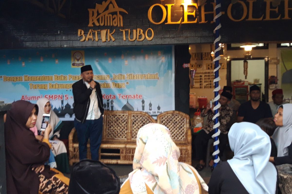 Berbagai elemen di Ternate buka puasa bersama pererat silaturahim