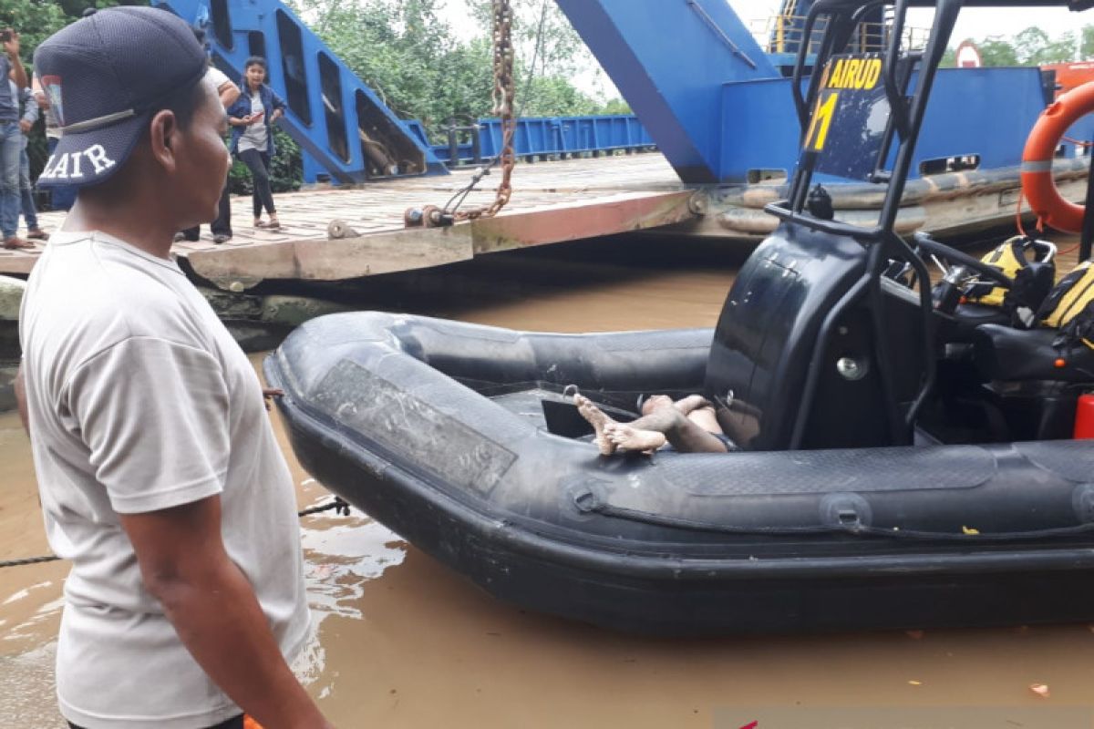 Mangapul Napitupulu tewas usai terjun dari Jembatan Maredan Siak