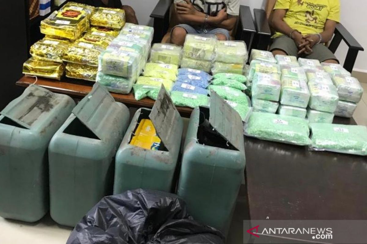 BNN gagalkan penyelundupan narkoba yang disimpan dalam jeriken