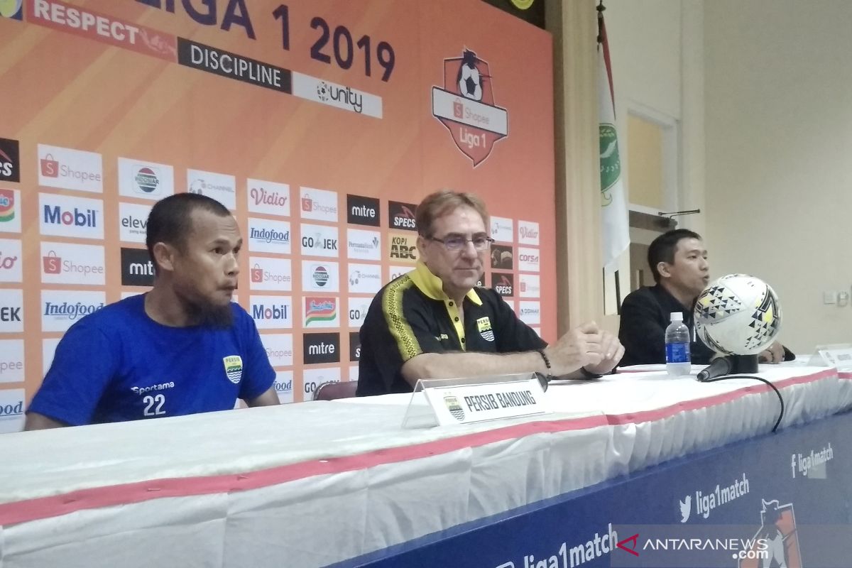 Pelatih Persib apresiasi dua gol pemain anyar Arthur Gevorkyan