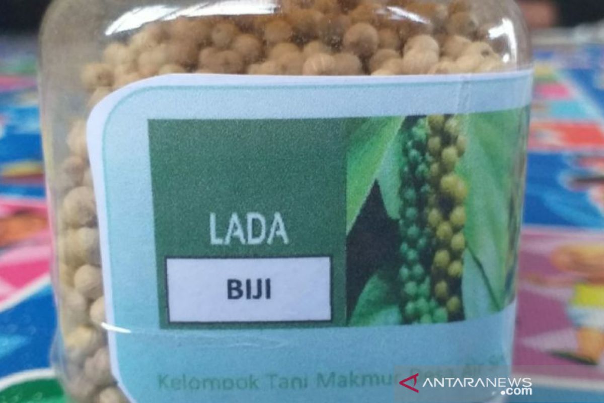 Petani lada di Belitung pasarkan lada biji dalam kemasan