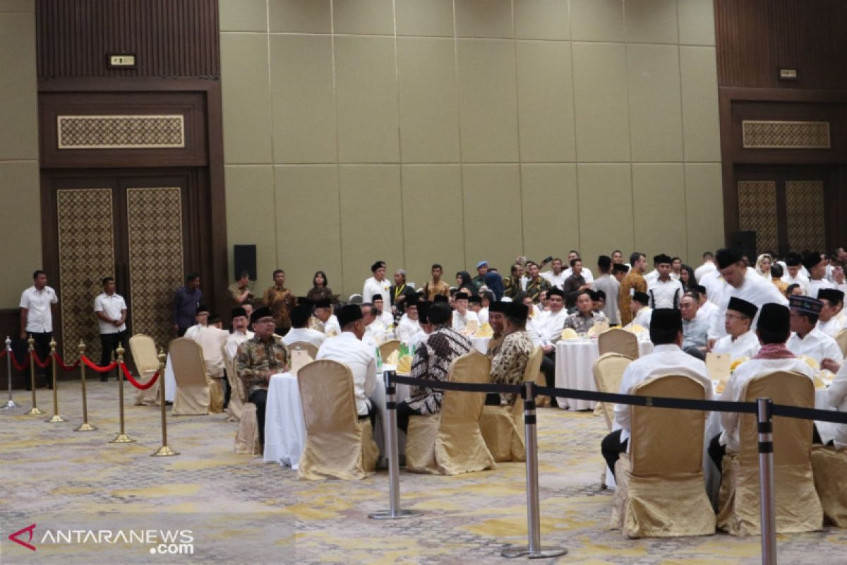 Presiden Jokowi  hadiri buka puasa bersama Partai Golkar