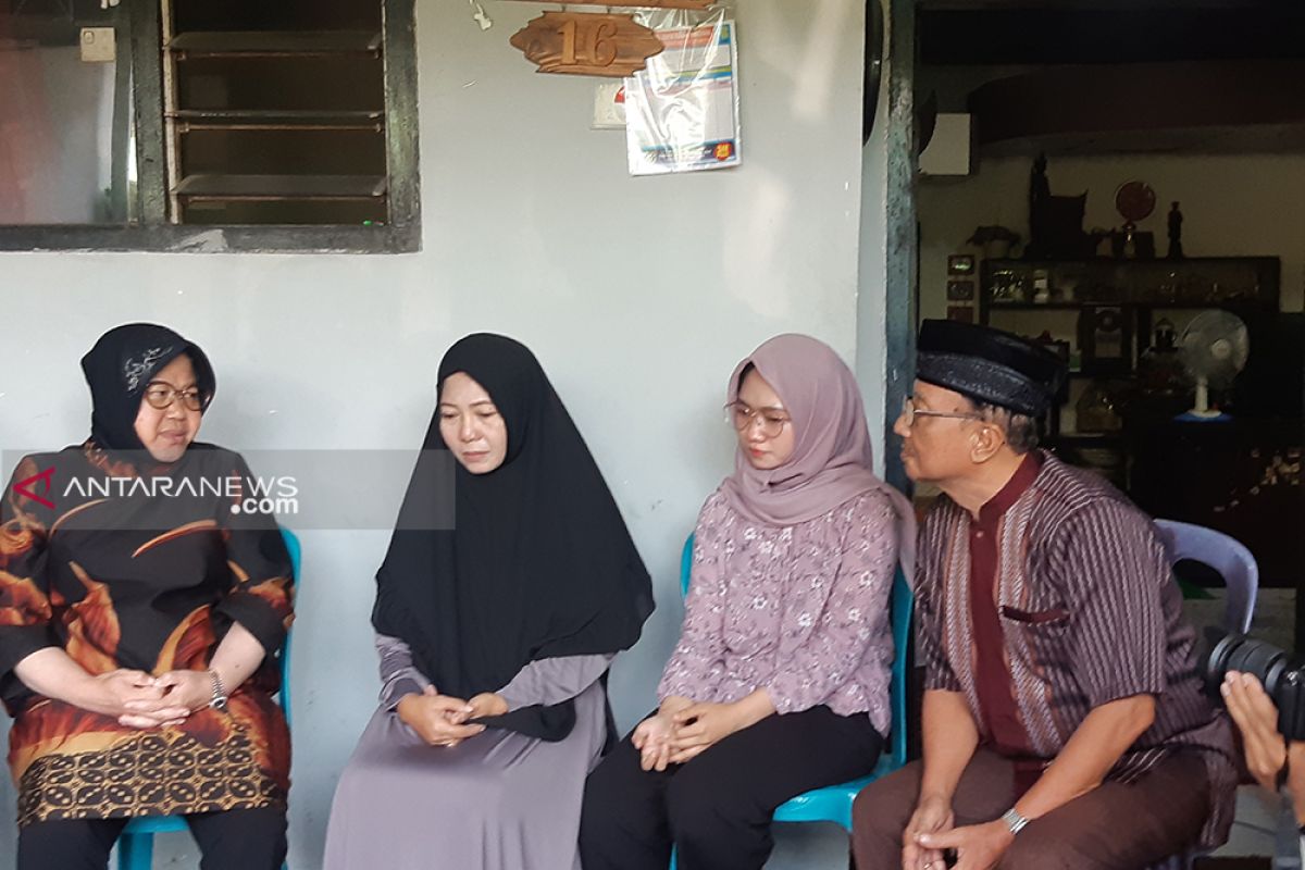 Wali Kota Risma kunjungi keluarga almarhum Sekretaris PPS