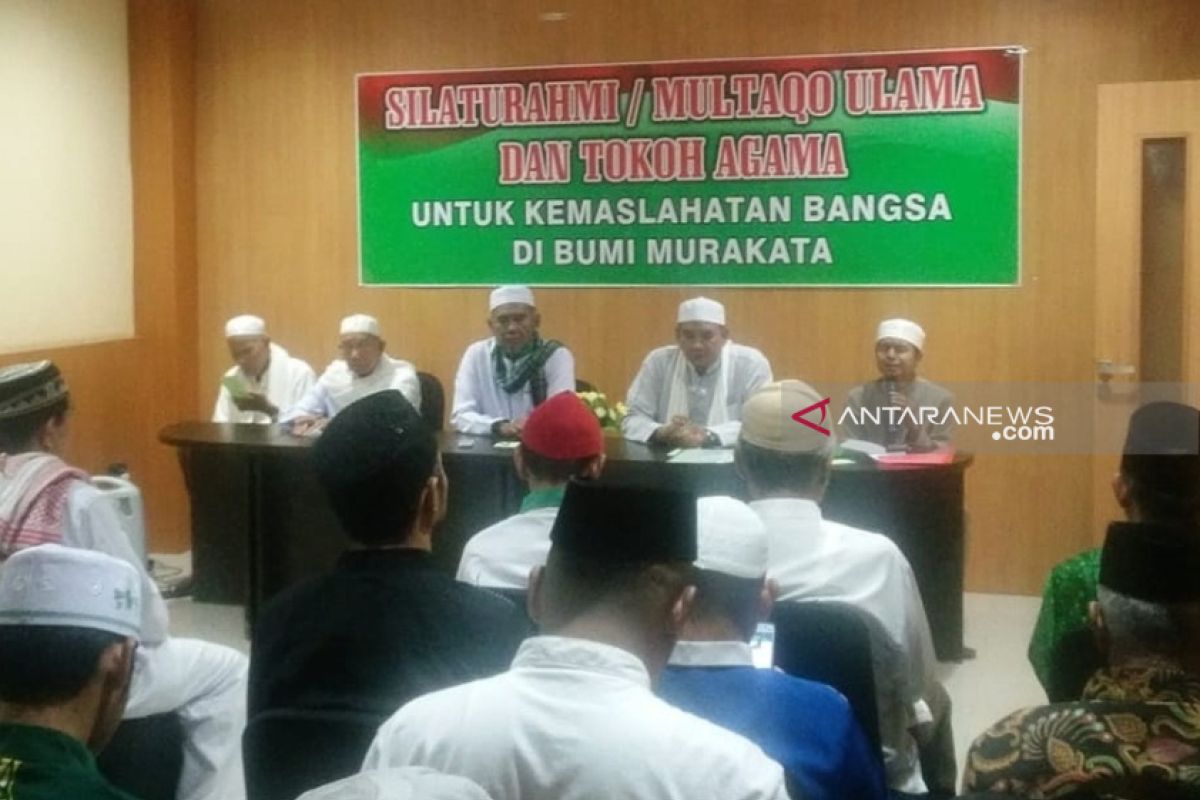 Bertempat di hotel, Moltaqo ulama dan tokoh agama di HST nyatakan tolak people power