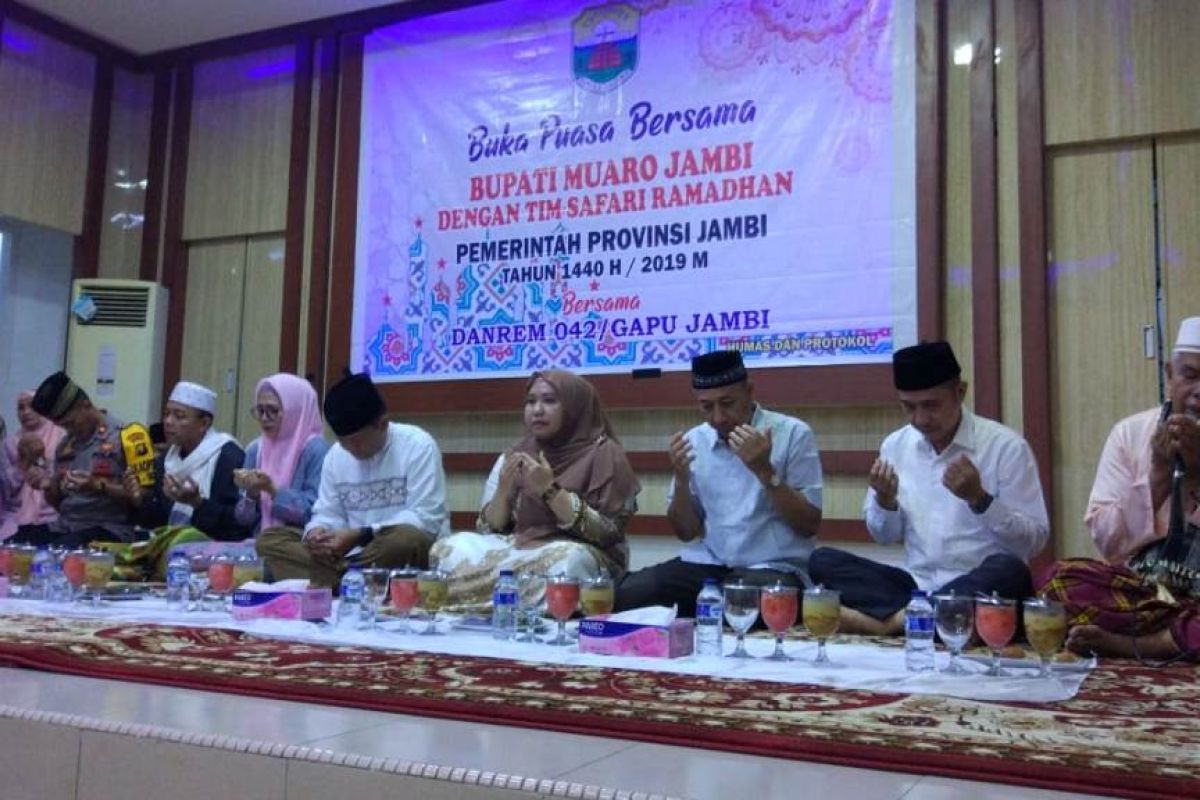 Bupati Masnah tuan rumah buka bersama tim safari ramadhan Pemprov Jambi