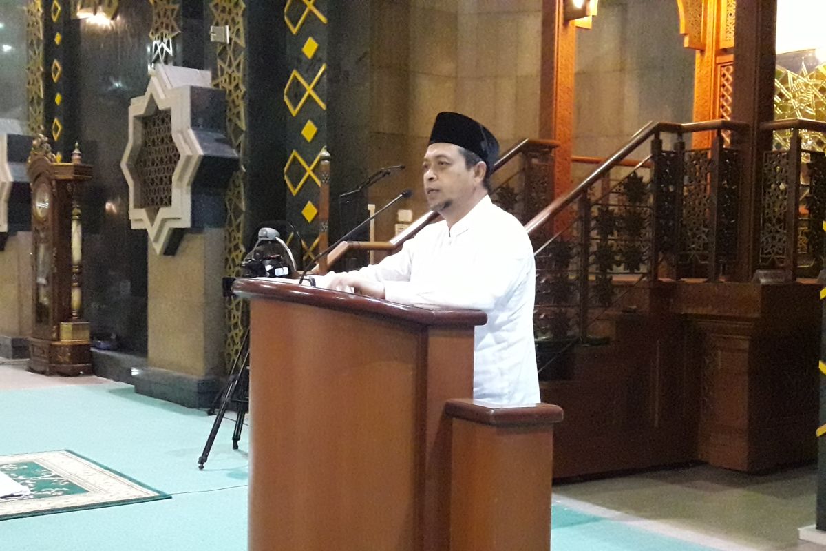 Wagub Hadiri Peringatan Malam Nuzulul Quran di Islamic Center Kaltim