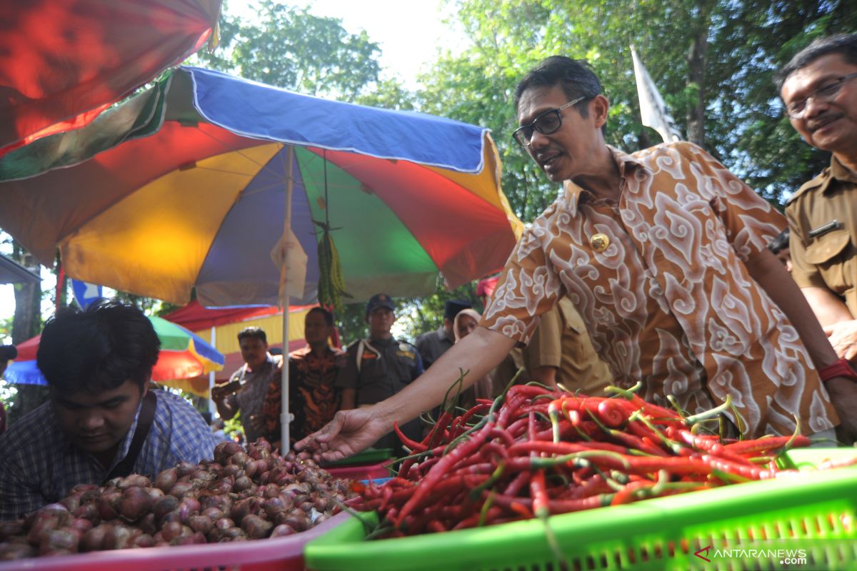 Stabilkan harga bahan pokok, Agam gelar bazaar