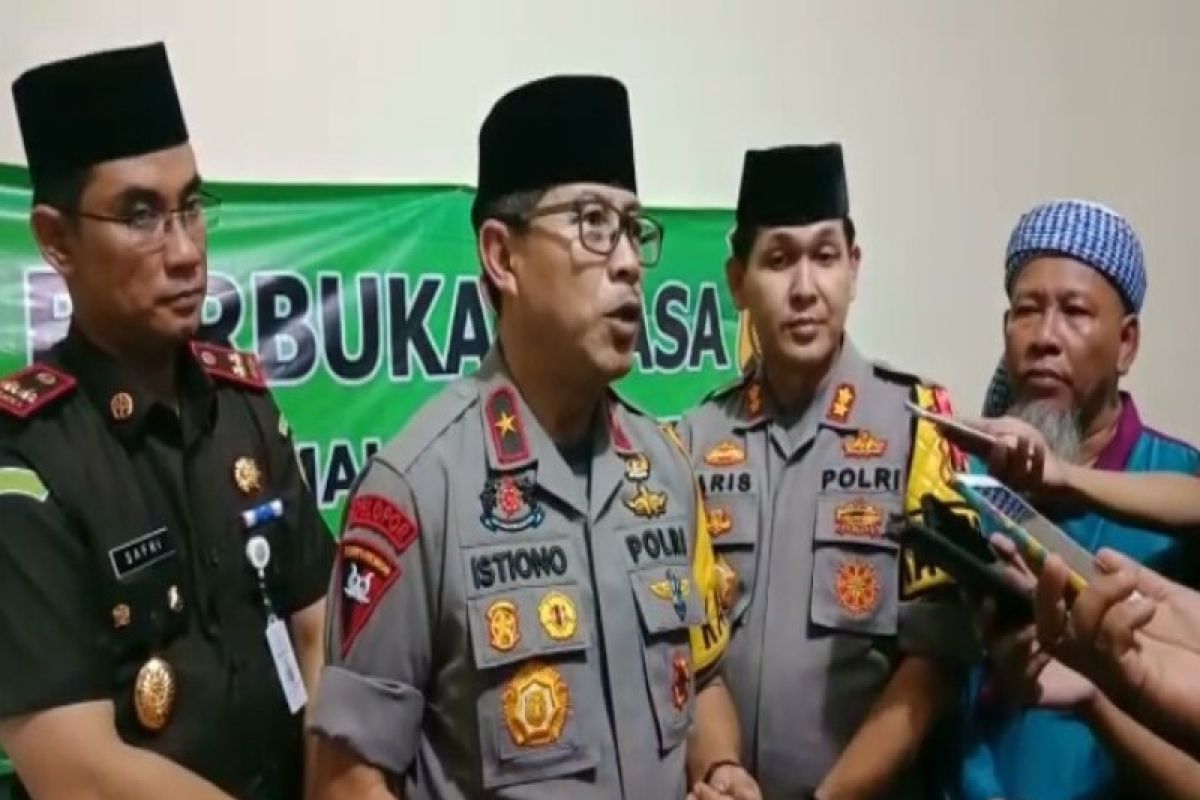 Kapolda Babel ingatkan pedagang tidak timbun sembako