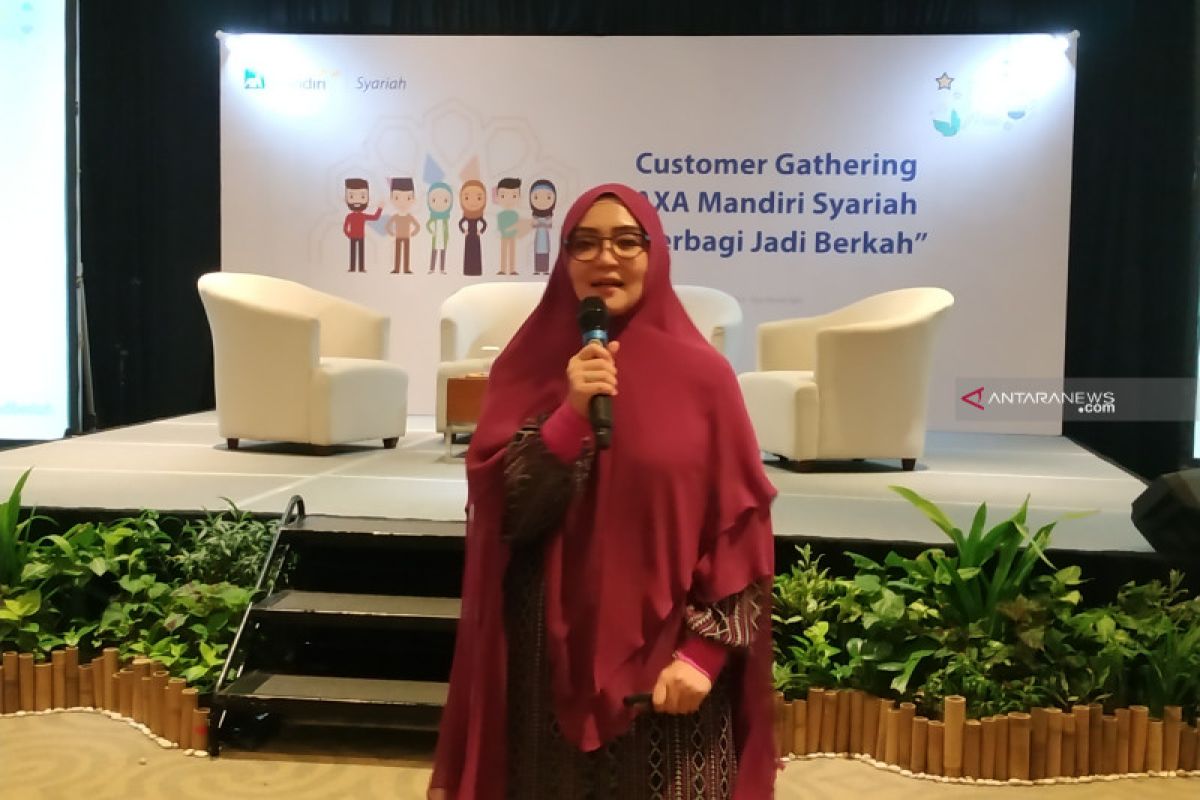 AXA Mandiri perkenalkan asuransi syariah di Makassar