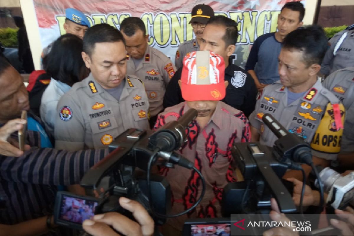 Di Garut, polisi tangkap oknum guru penyebar teror bom