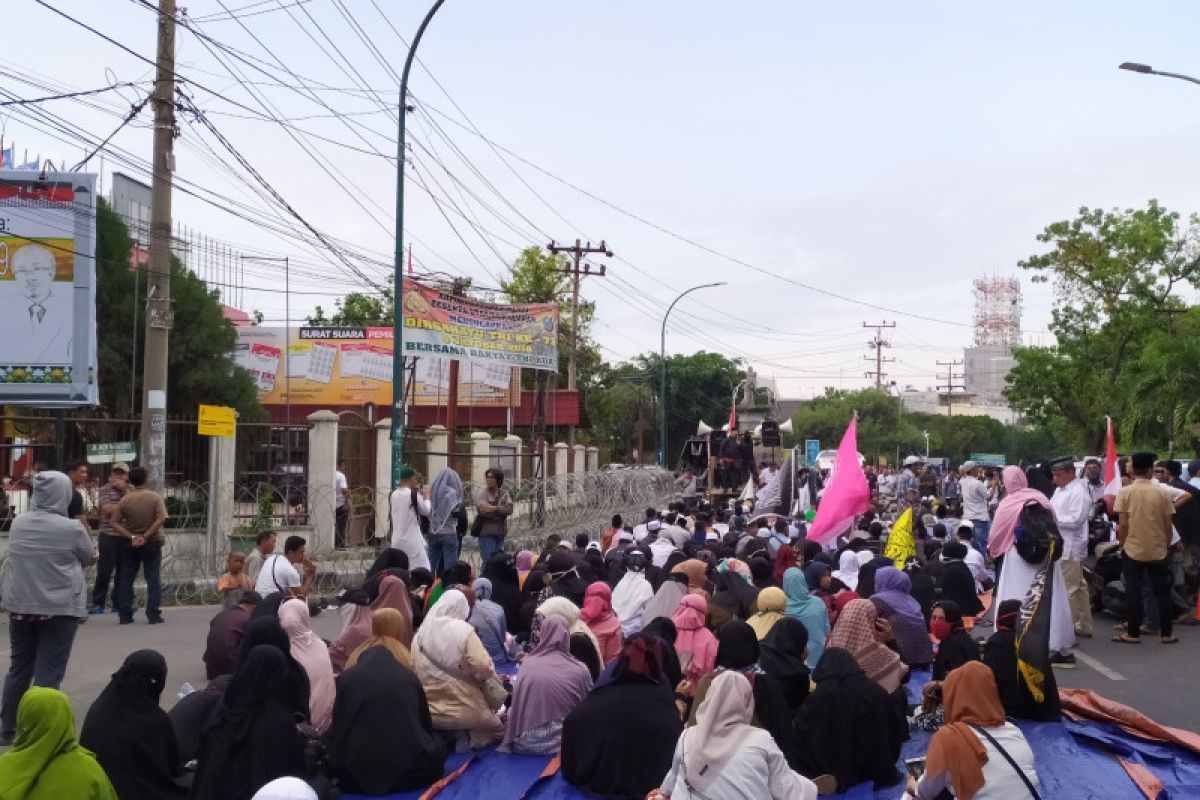 GNKR gelar aksi damai masyarakat di KPU Sumut