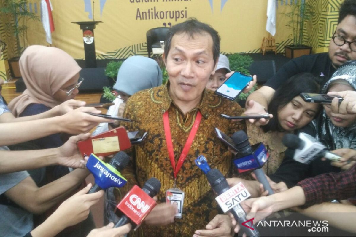 Saut Situmorang tak lagi mencalonkan diri sebagai pimpinan KPK