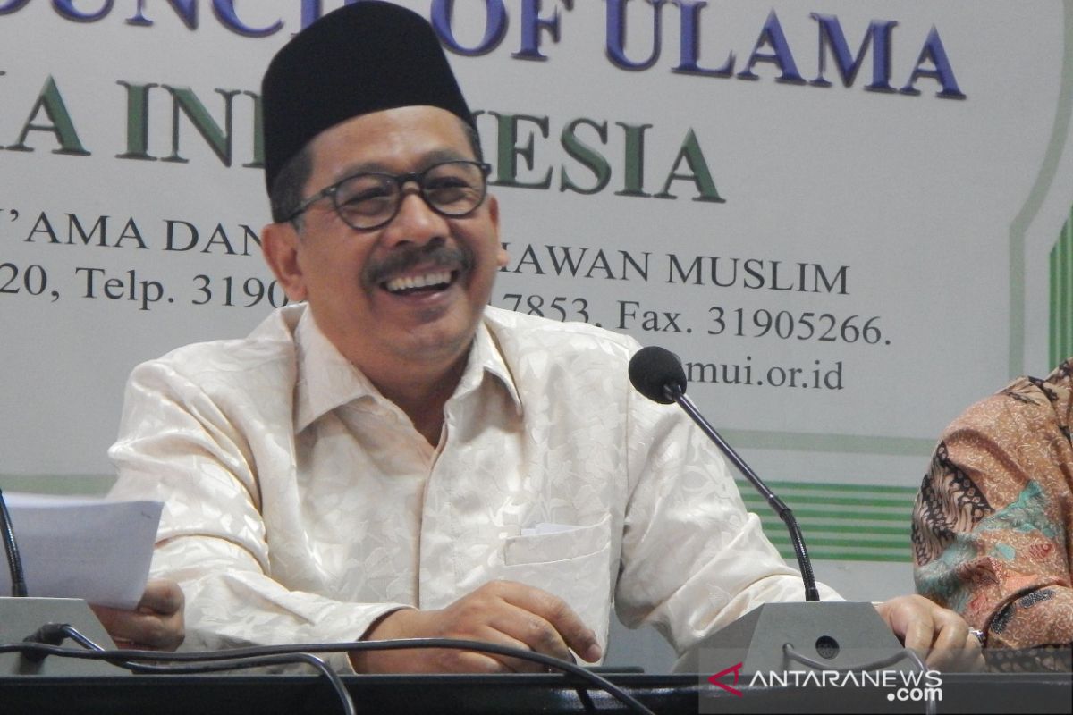 MUI imbau umat Muslim tunduk pada undang-undang