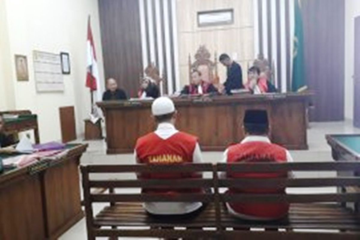 Dua PNS Pemkot Bandarlampung dituntut kurungan 15 bulan