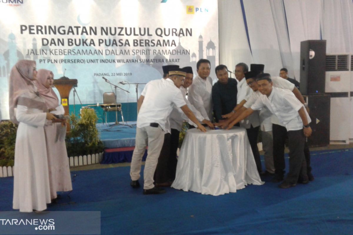 PLN UIW Sumbar berbuka puasa bersama dengan anak panti