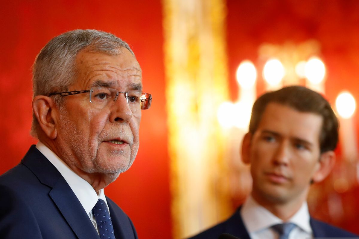 Parlemen Austria sahkan mosi tidak percaya terhadap Kanselir Kurz
