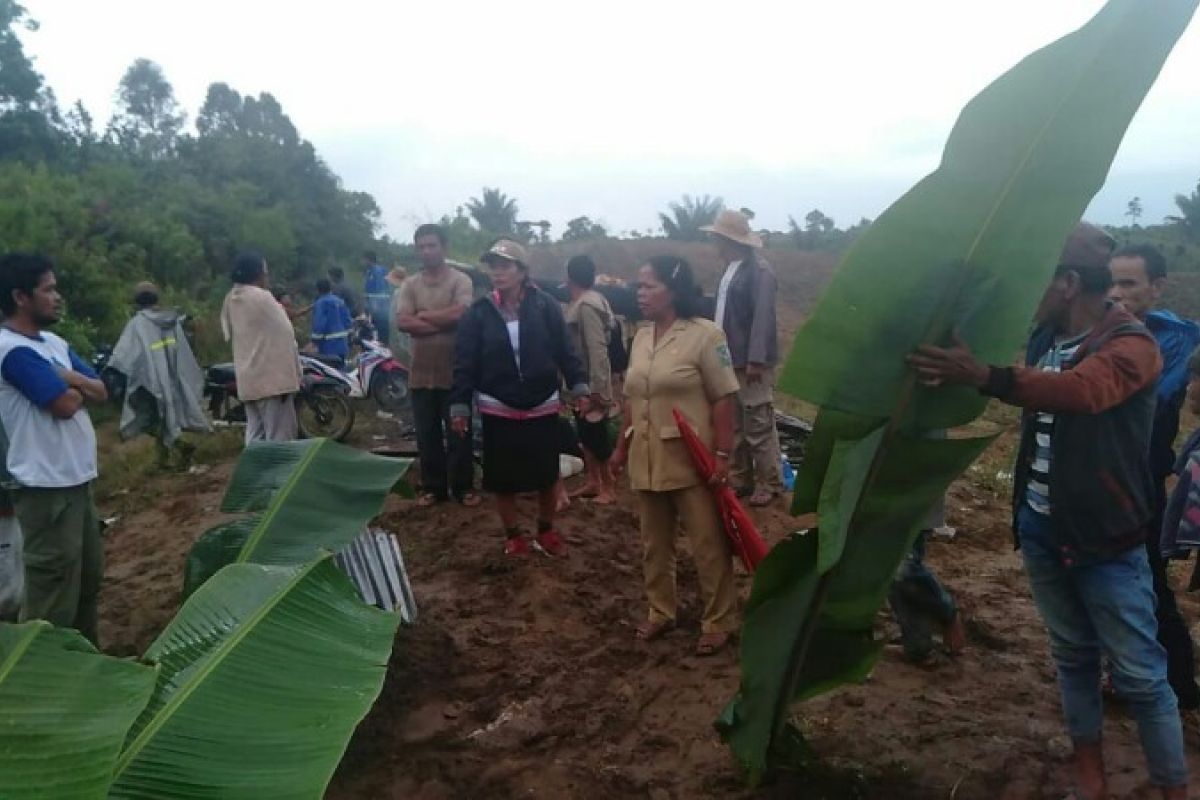 Empat petani di Simalungun tewas disambar petir