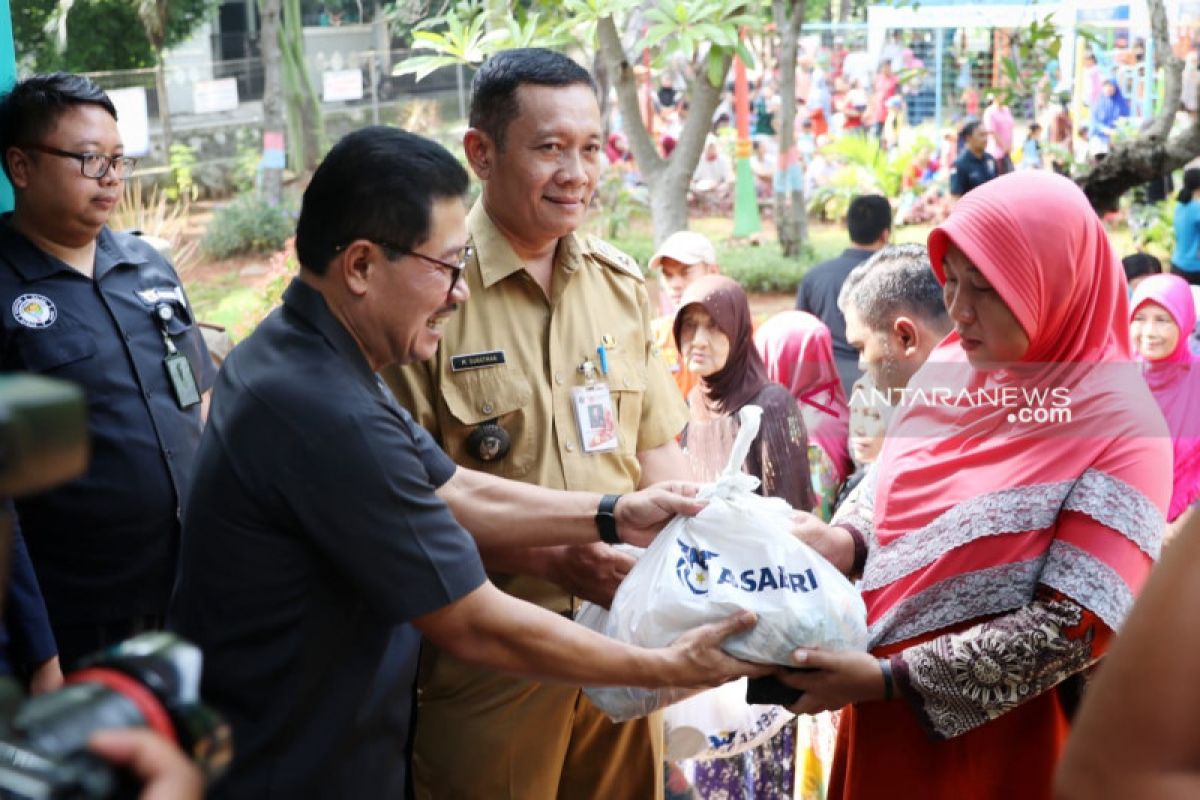 Asabri gelar pasar murah