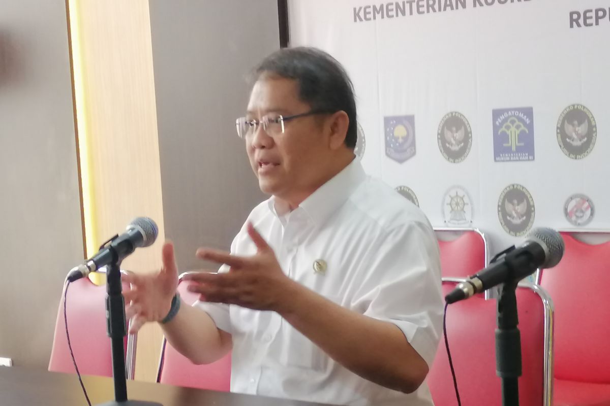 Menkominfo meminta warganet sebarkan hal positif