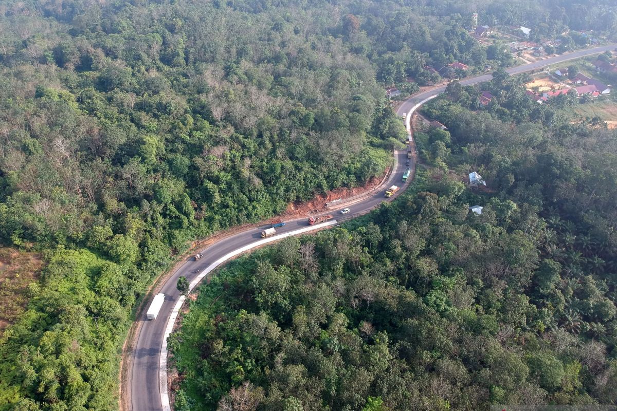 PUPR Pekanbaru sudah perbaiki jalan rusak untuk kelancaran arus  mudik