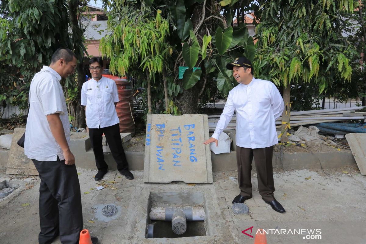 Wali Kota Tangerang imbau warga tak menutup saluran air dengan beton