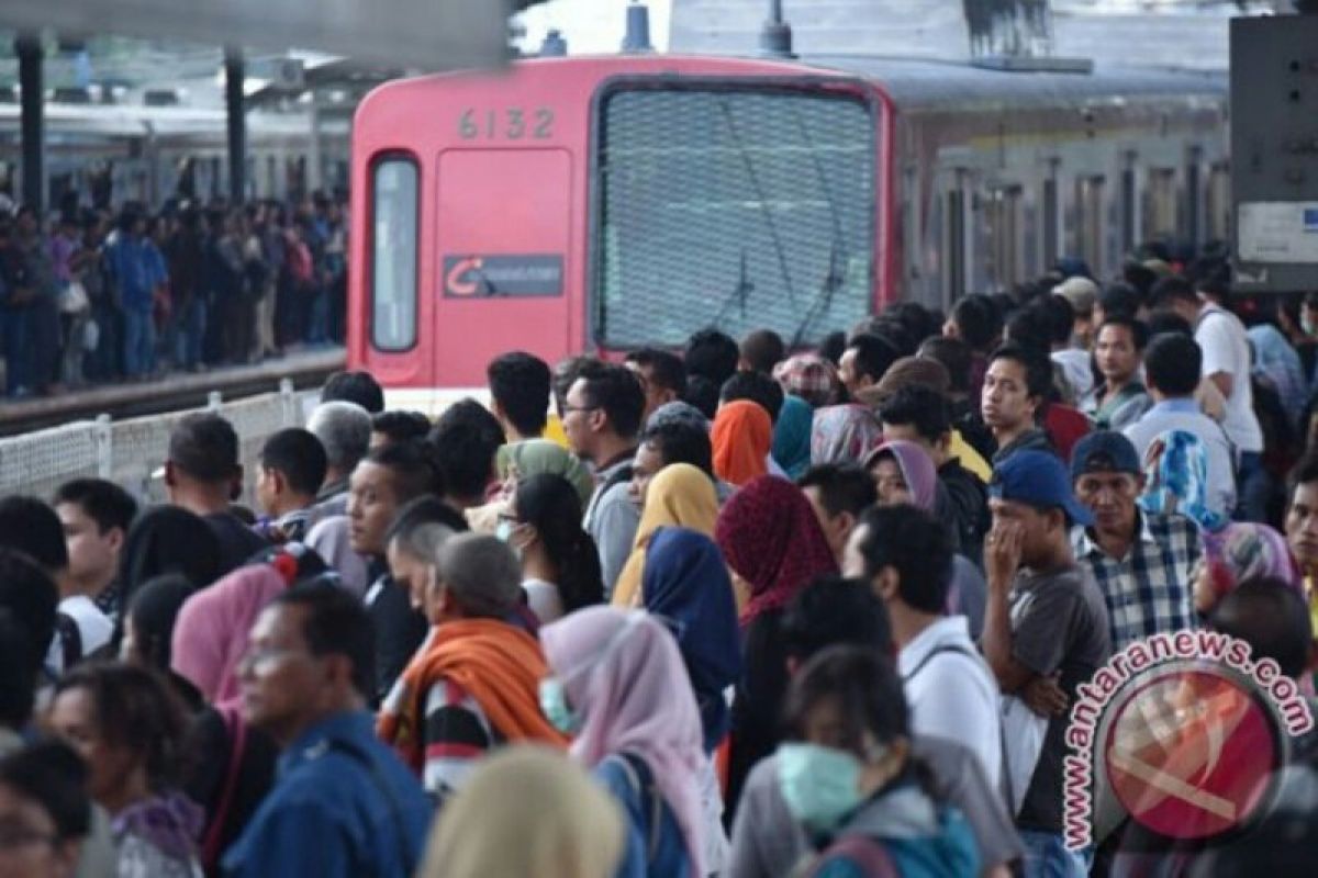 PT KCI tambah 100 personel pengamanan untuk semua stasiun di Jakarta