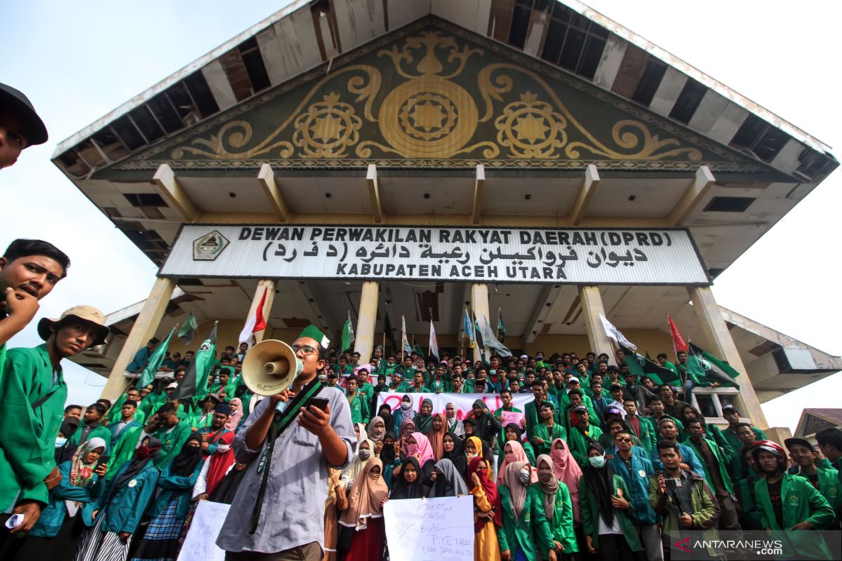 Aceh students call for immediate reconciliation among elites