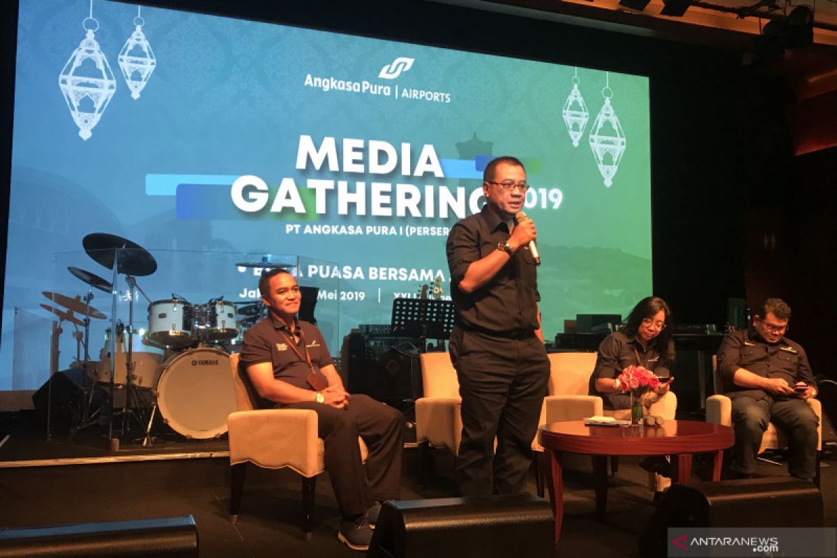 Angkasa Pura I kehilangan Rp300 miliar imbas kenaikkan tiket pesawat