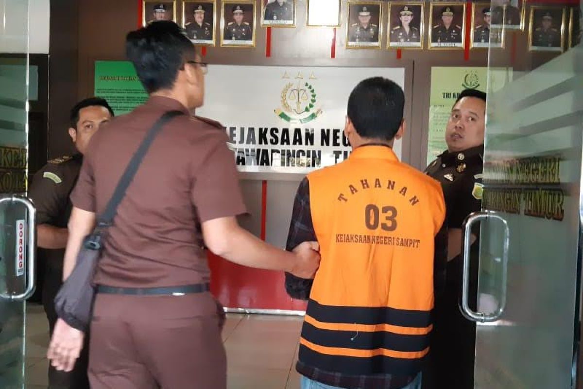 Tersangka korupsi pengadaan tanah pemkab Kotim ditahan kejaksaan