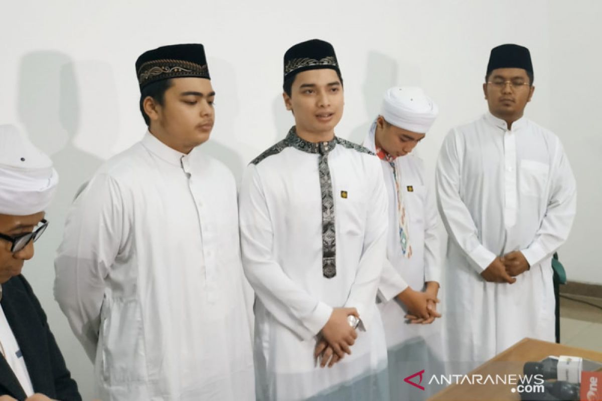 Arifin Ilham berwasiat agar Alvin merawat Pesantren Az-Zikra