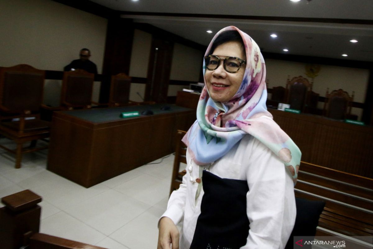 Karen Agustiawan dituntut 15 tahun penjara dan uang pengganti Rp284 miliar