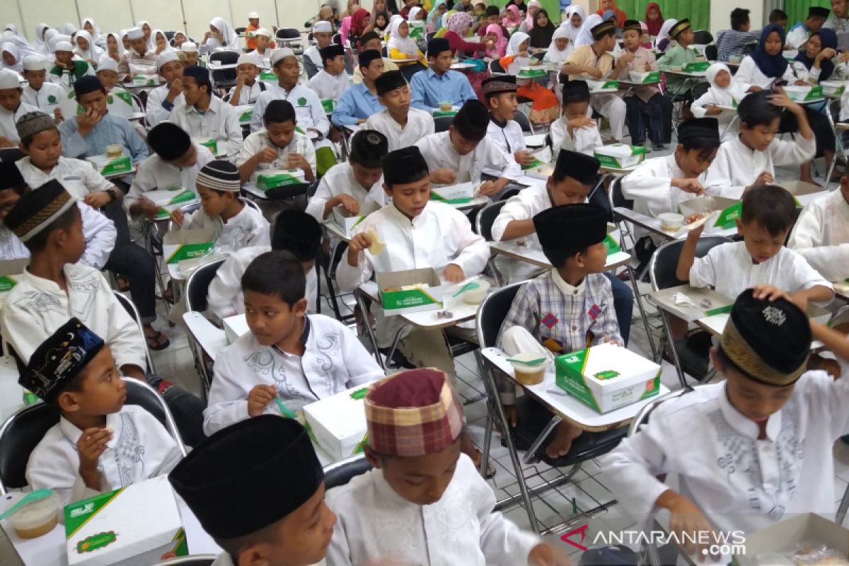 ACT Jateng-Maybank Syariah santuni 150 anak yatim