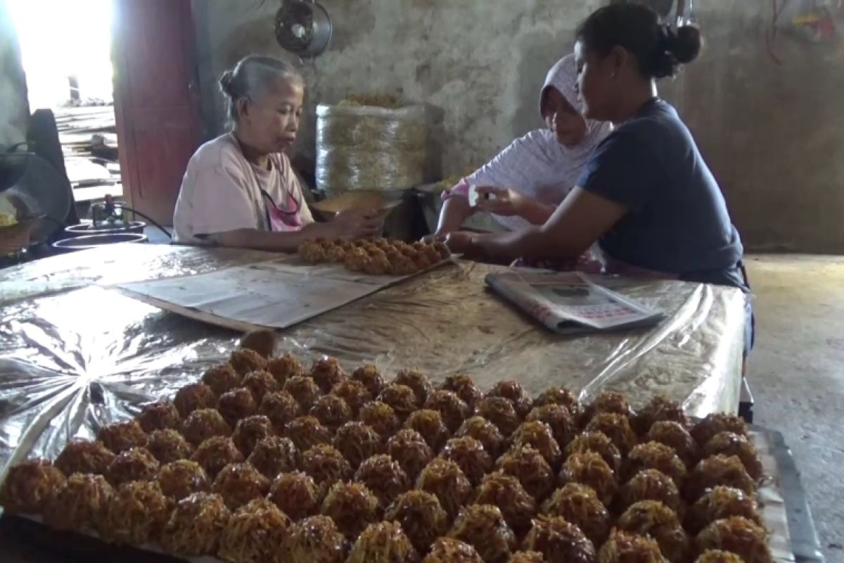 Penjualan jajanan khas Magetan meningkat jelang Lebaran