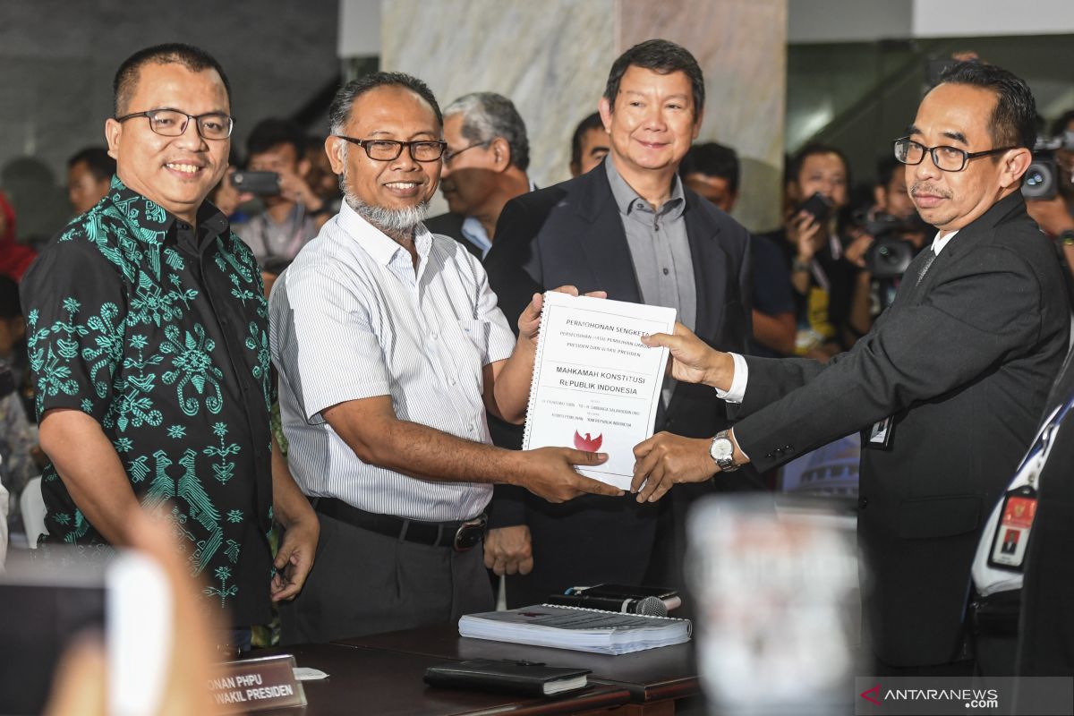 BPN tiba di Gedung MK sampaikan gugatan sengketa pilpres