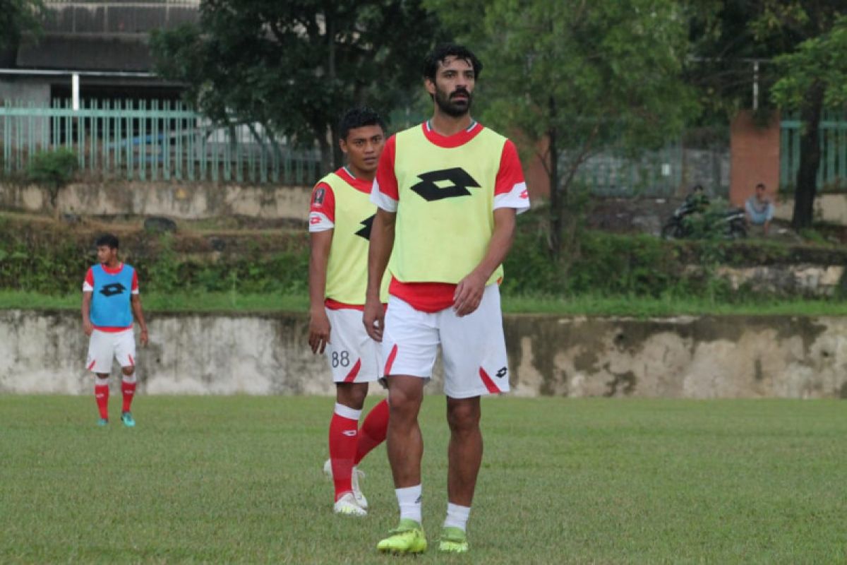 Semen Padang diperkuat tiga pemain asing hadapi PSS Sleman