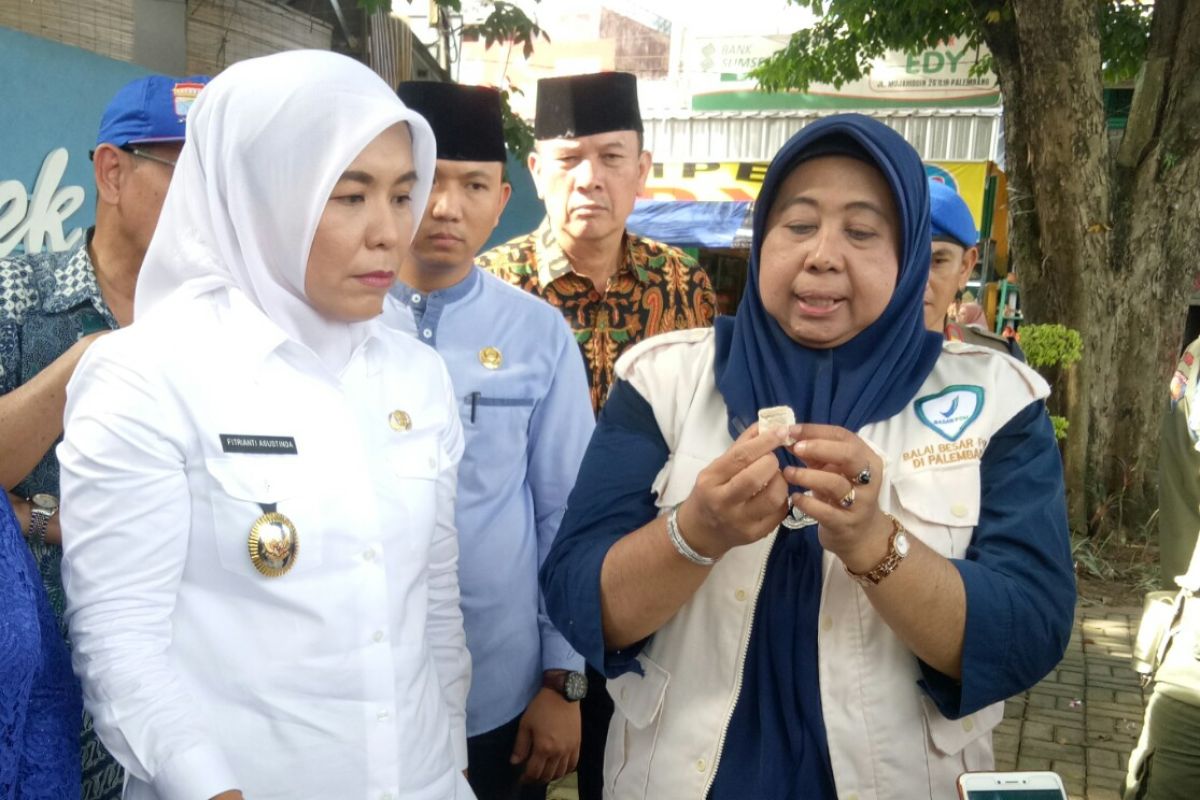 BBPOM Palembang minta hukuman berat bagi  produsen makanan berformalin